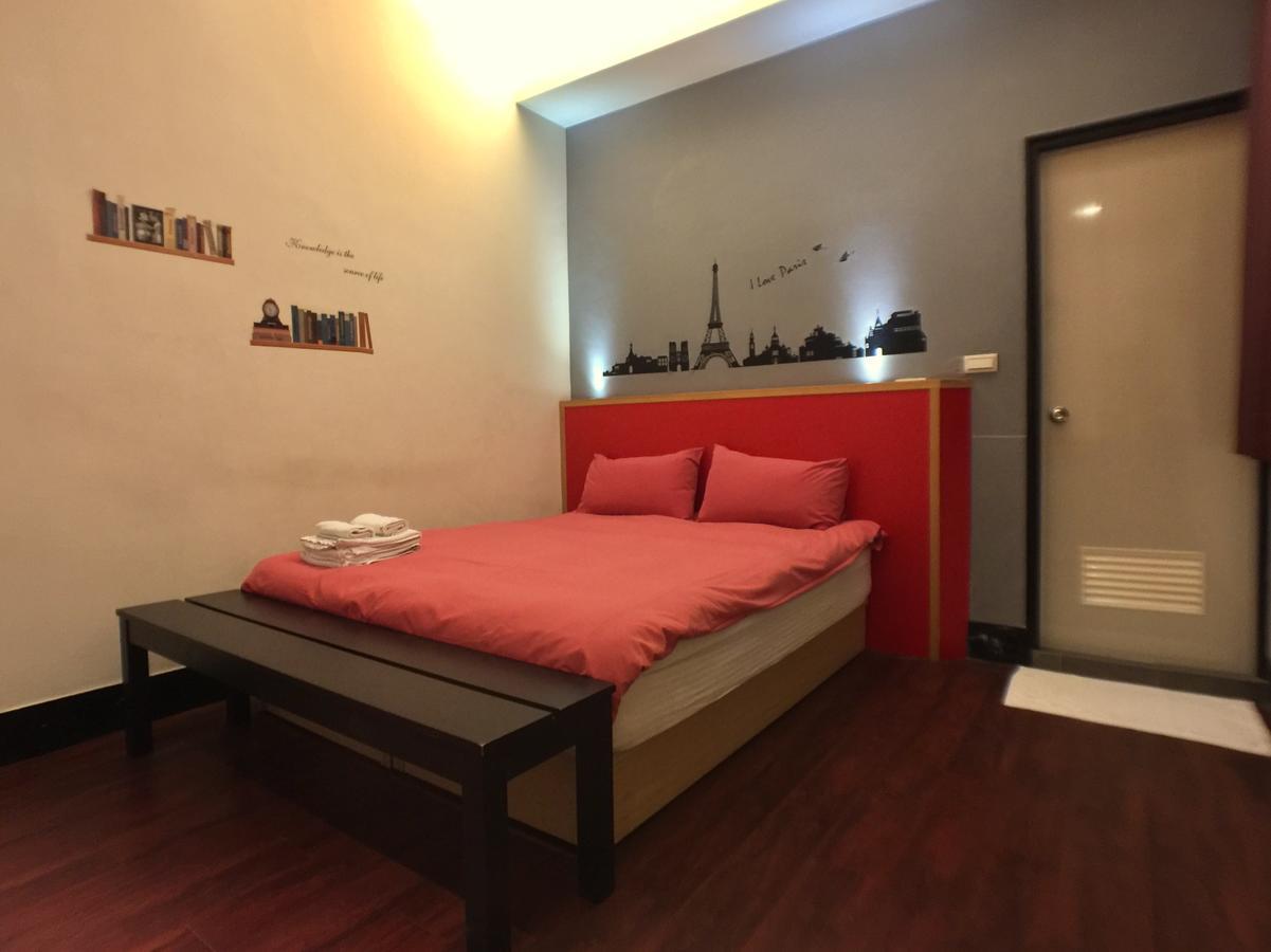 Funja Colorful Hotel Đài Trung Ngoại thất bức ảnh